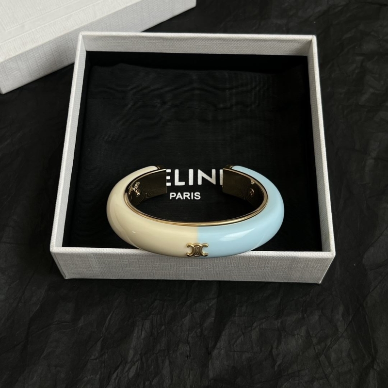 Ce1i*e bracelets
